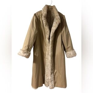 Vintage Dubrowski & Perlbinder Elegant Tan Faux Fur Trimmed Coat Med/Large USA
